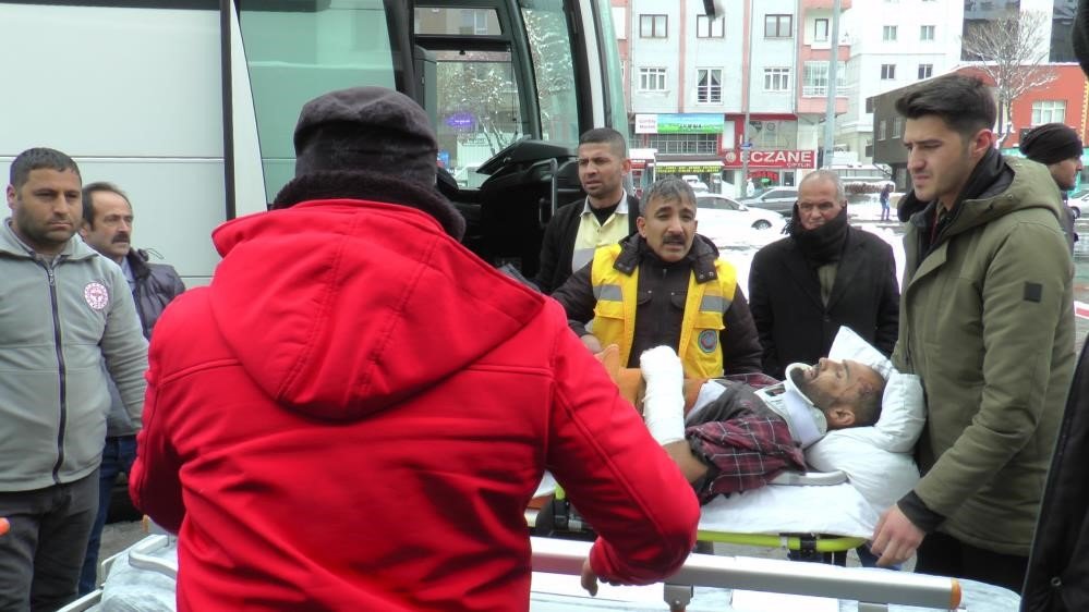 Deprem bölgesinden Kayseri’ye getirilen yaralı sayısı bin 100 oldu