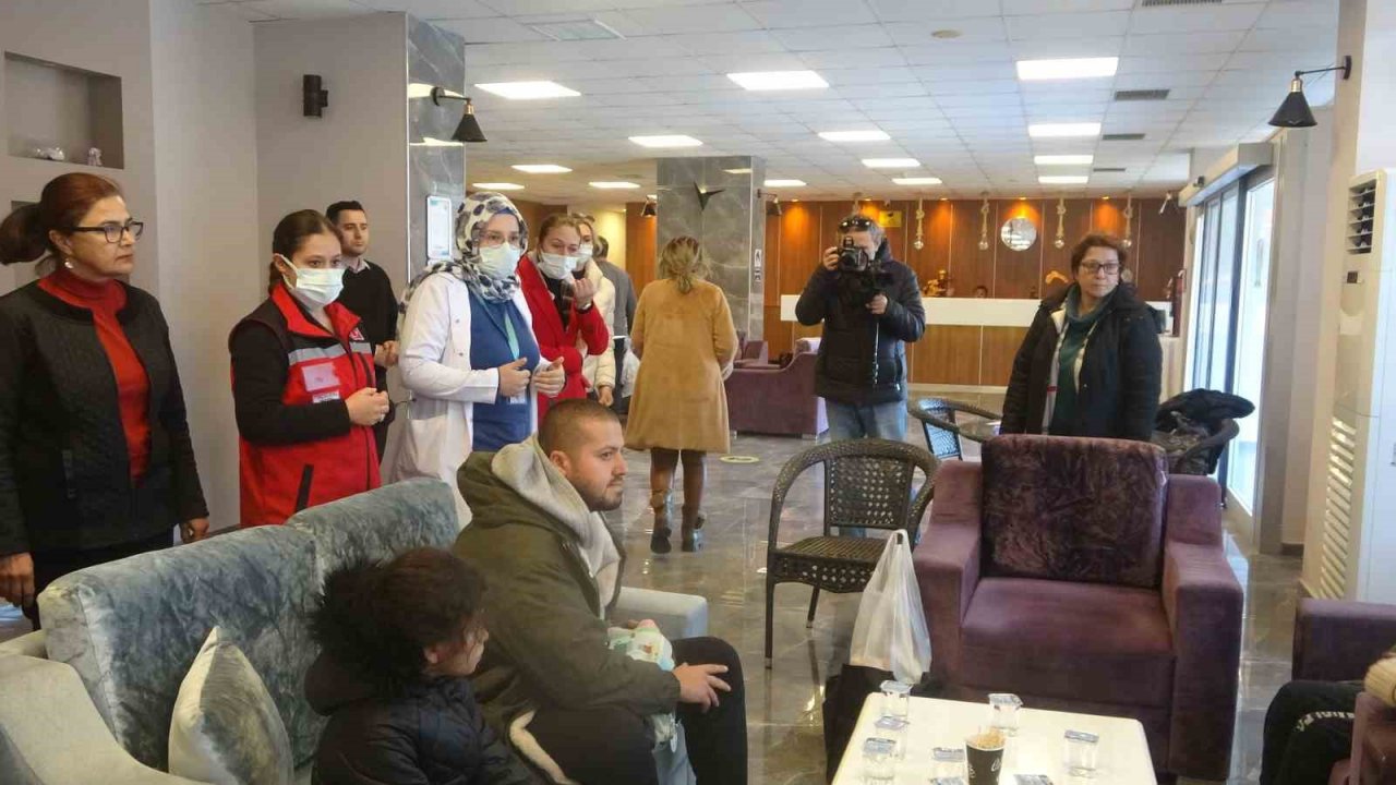 Depremzede aileler Marmaris’te ağırlanmaya başlandı