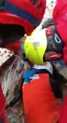 Düzceli ekipler 1’i bebek 2 kişiyi enkazdan canlı olarak çıkarttı