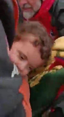 Düzceli ekipler 1’i bebek 2 kişiyi enkazdan canlı olarak çıkarttı