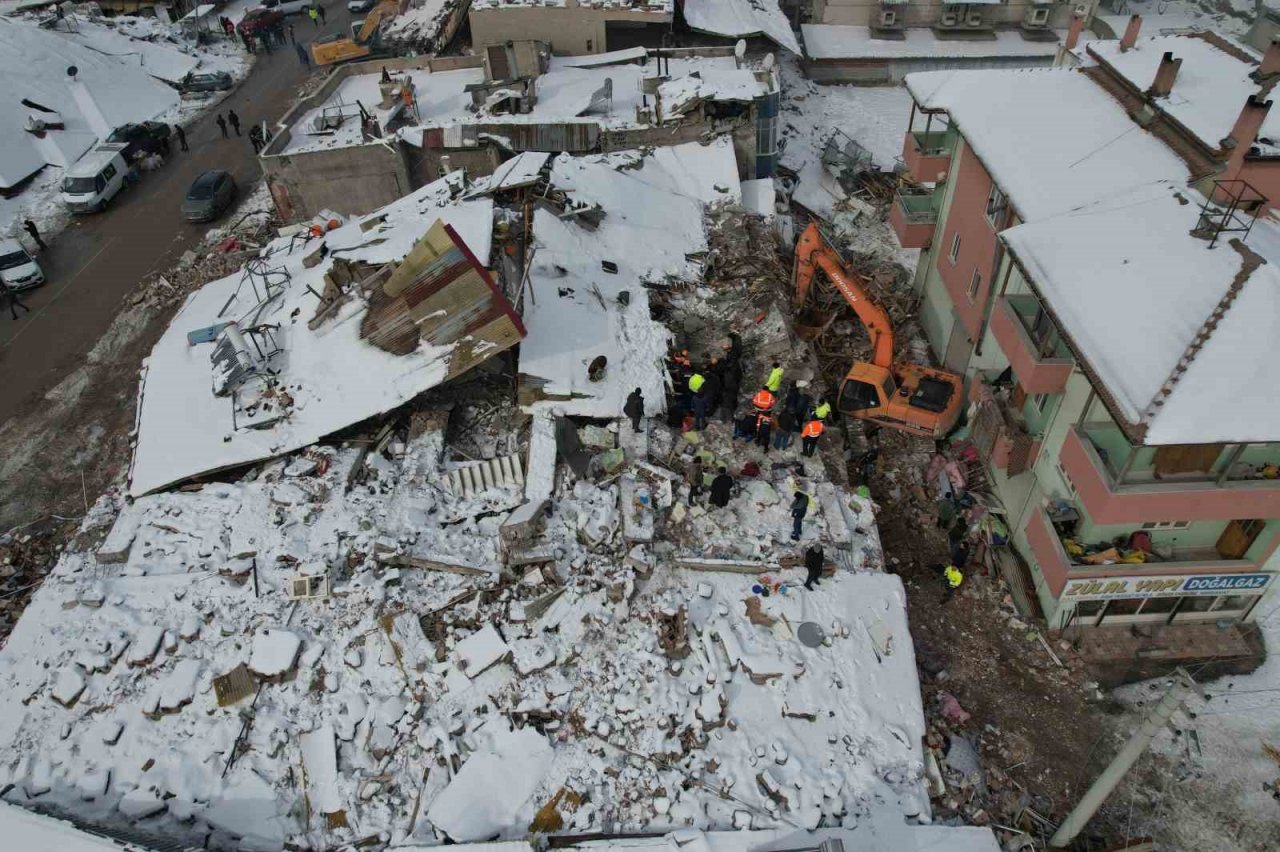 Elbistan’da acı manzara havadan görüntülendi