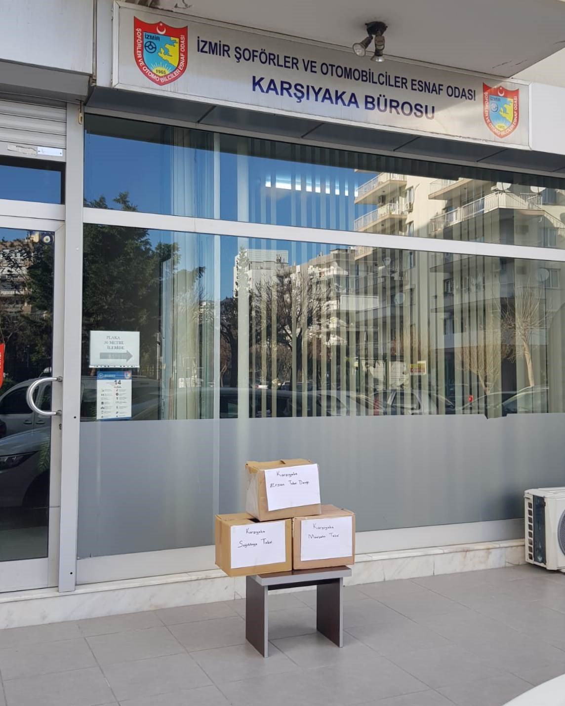 İzmirli taksiciler depremzedeler için seferber oldu