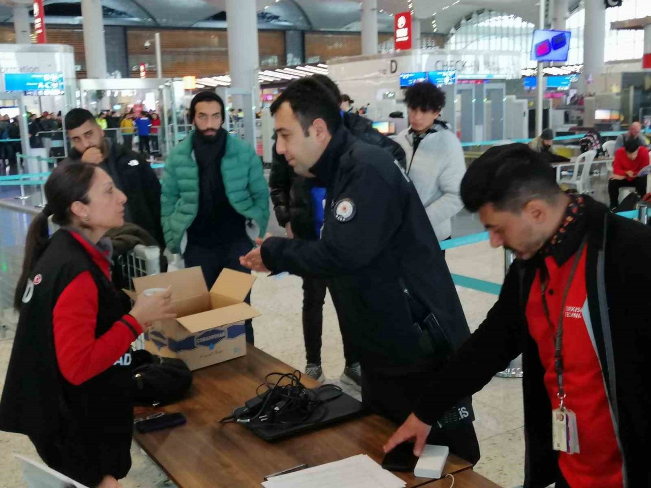İstanbul Havalimanı’nda yoğunluk devam ediyor