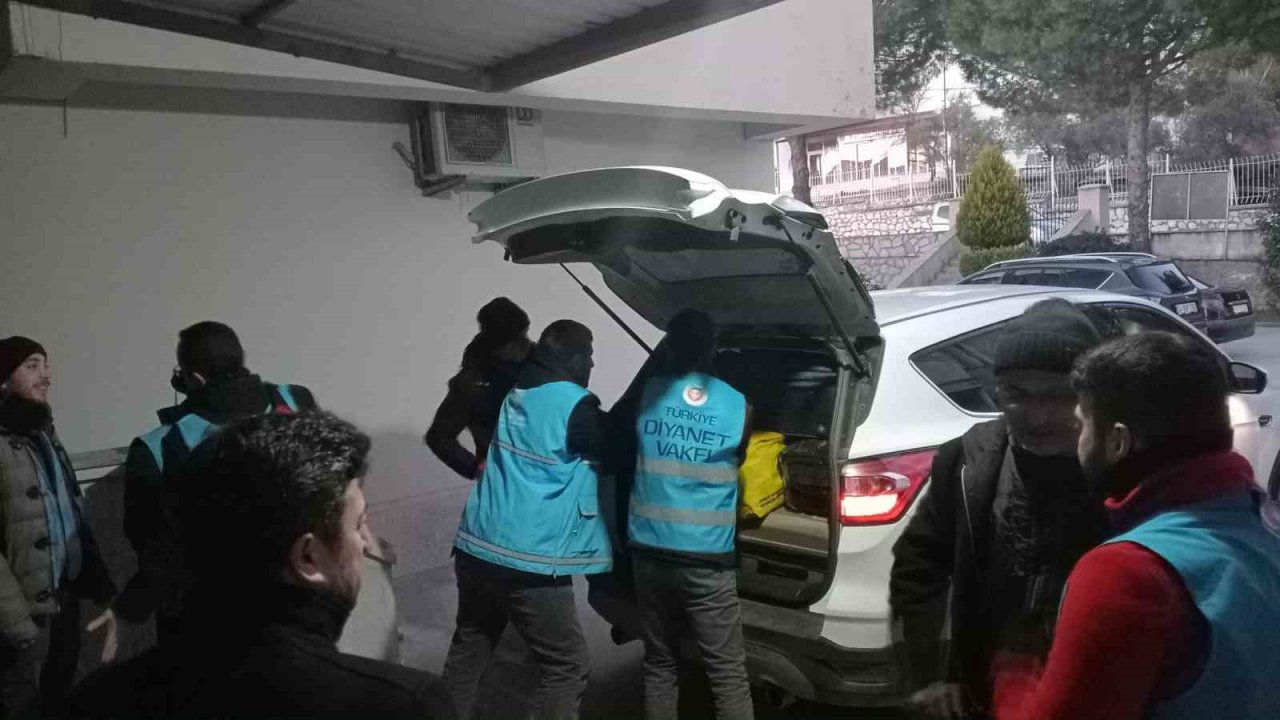 Muğla İl Müftülüğünden 12 kişi deprem bölgesine hareket etti