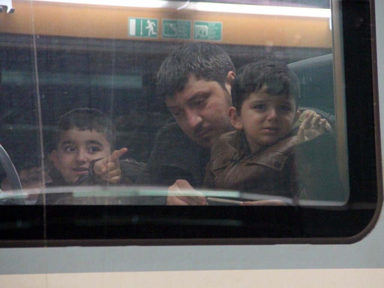 Sivas’ta YHT ilk yolculu seferinde depremzedeleri taşıdı