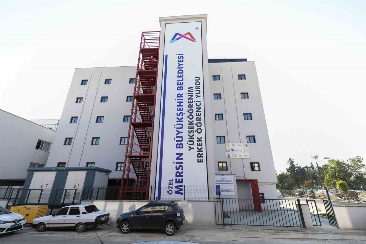 Mersin’de depremzedeler sıcak yuva ortamında misafir ediliyor