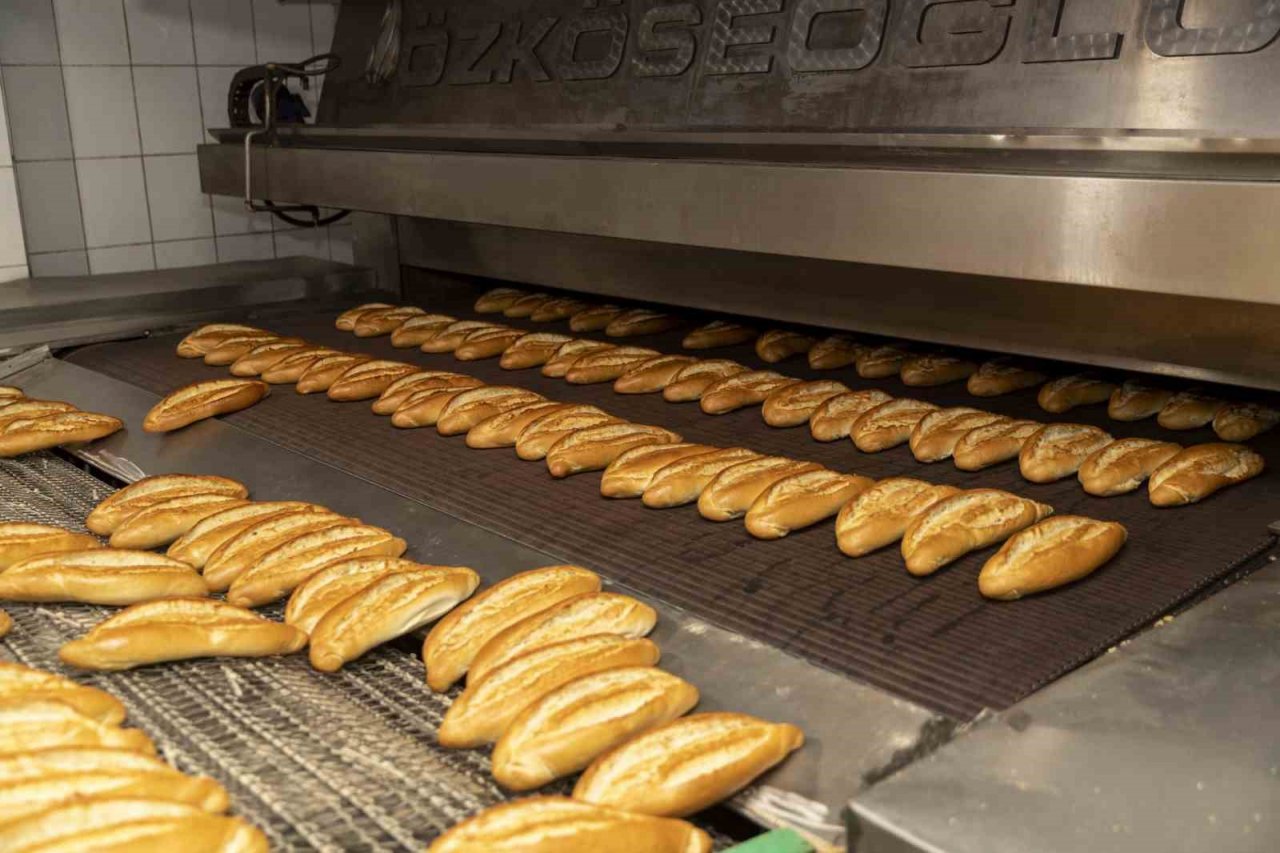 Mersin’den 62 bin 510 ekmek deprem bölgesine gönderildi