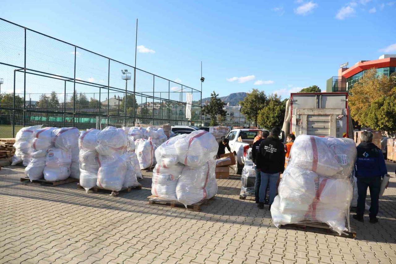 Başkan Oktay: “Tek hedef yardımları hızlıca ulaştırmak”