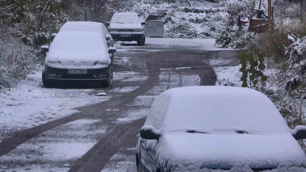 Samsun’da kar yağışı etkili oluyor