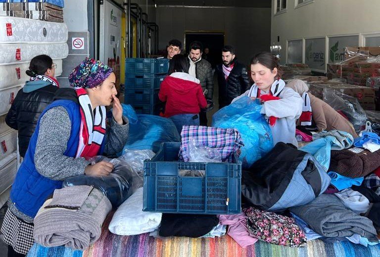 Antalyaspor, tesislerini depremzedelere açtı