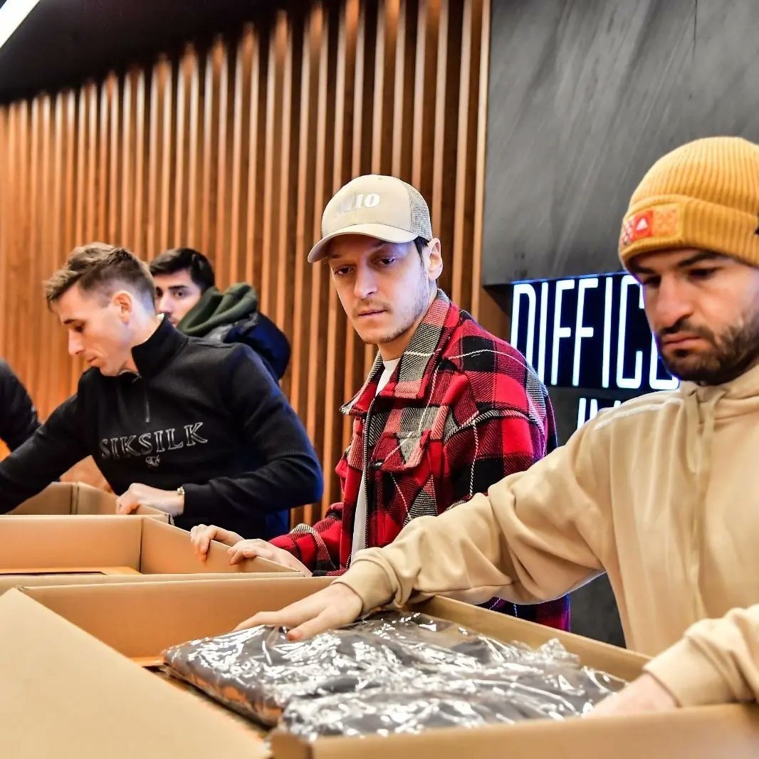 Medipol Başakşehir’den depremzedelere yardım