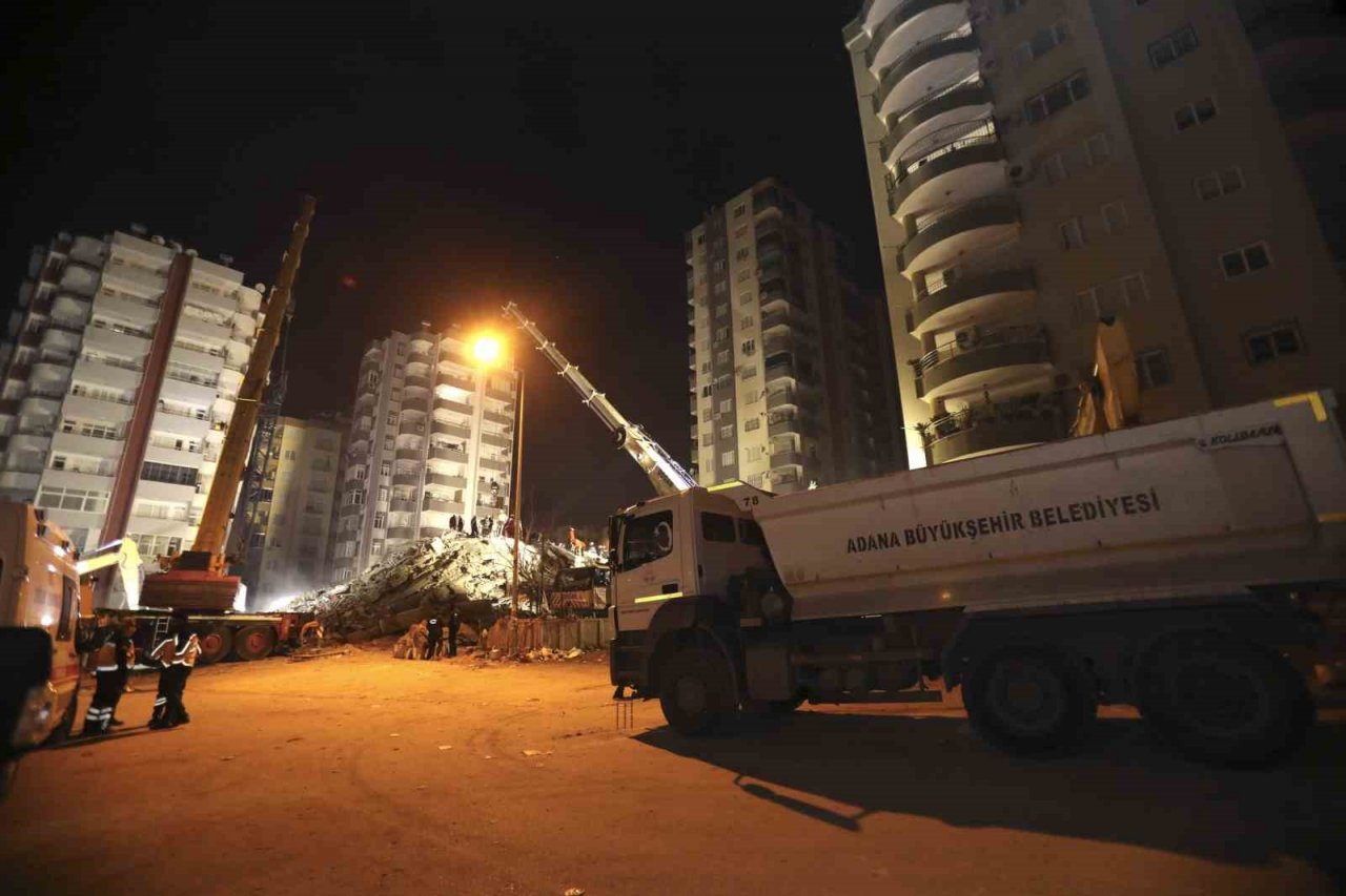 Adana Büyükşehir, felaketin yaralarının sarılması için teyakkuzda