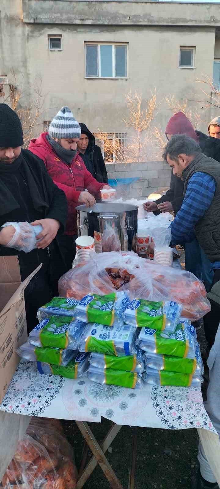Denizli’nin sahra mutfağı deprem bölgesinde hizmete başladı