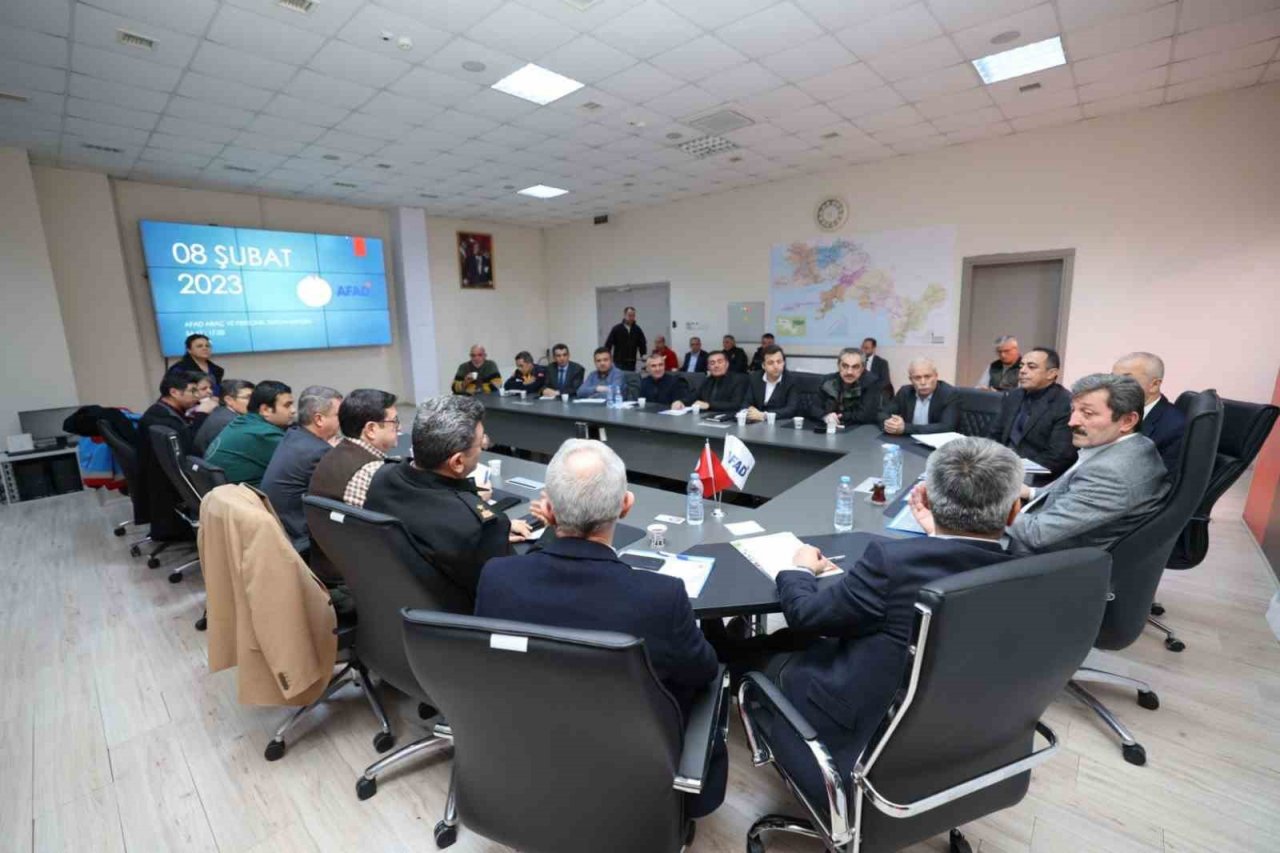 Muğla’dan deprem bölgesine 145 Yardım tırı gönderildi