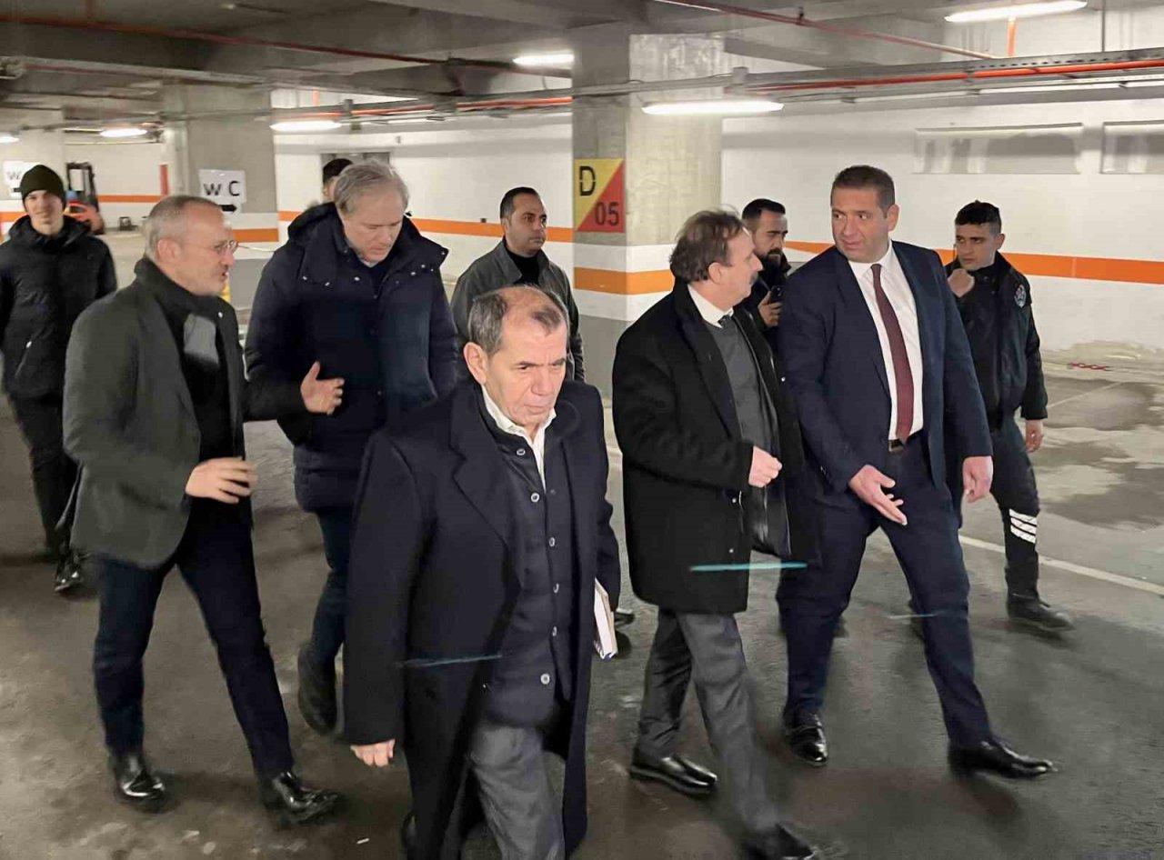 Dursun Özbek: "Bir araya gelip, yaraları sarmak için elimizden geleni yapıyoruz"