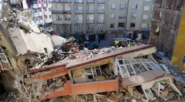 İkinci deprem enerjinin daha geniş alana yayılmasına neden oldu