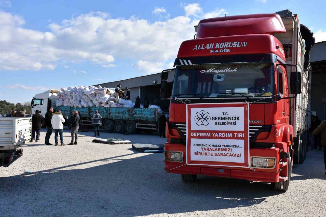 Germencik Belediyesi 2 yardım tırını daha yola çıkardı