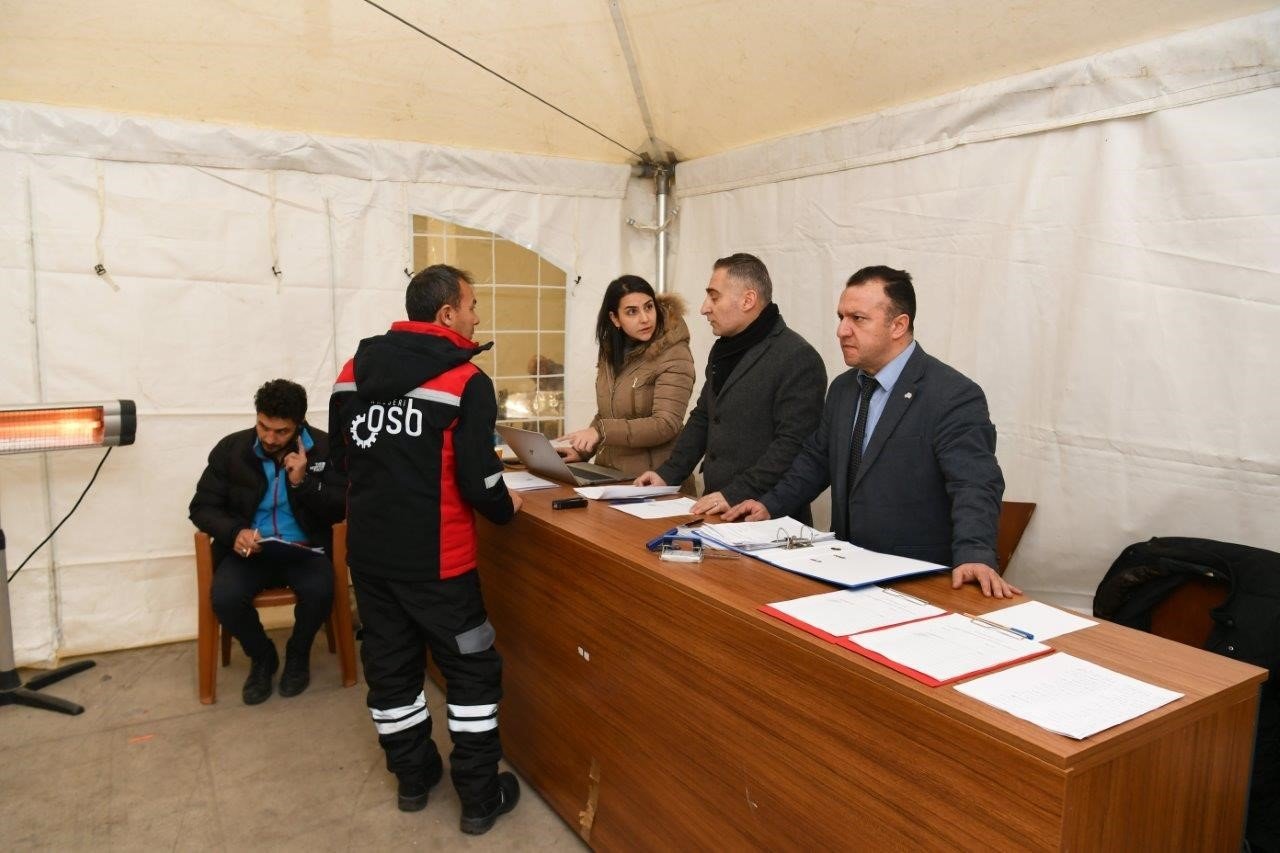 Kayseri OSB, deprem yardımları koordinasyonun merkezi oldu