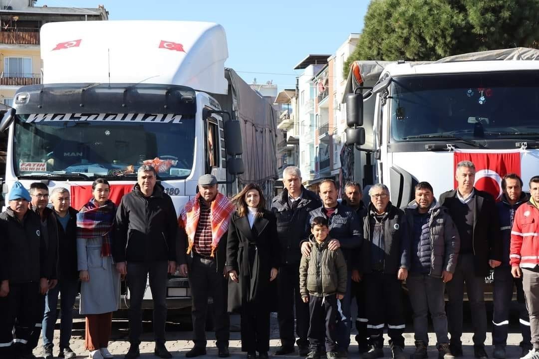 Karpuzlu’da deprem bölgeleri için toplanan yardımlar yola çıktı