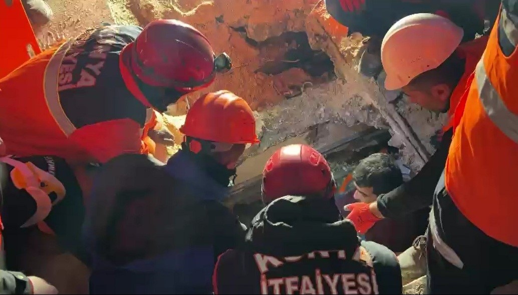 konya-deprem.jpg