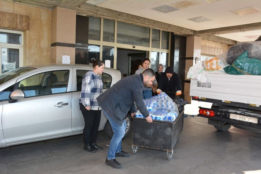 ADÜ’de Afet Yardım Kampanyası için toplanan malzemeler yola çıktı