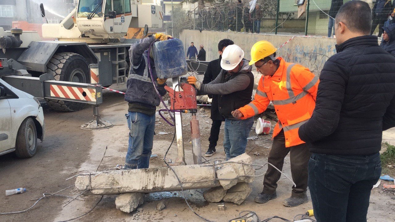 Adana’da depremde "ihmal" soruşturması