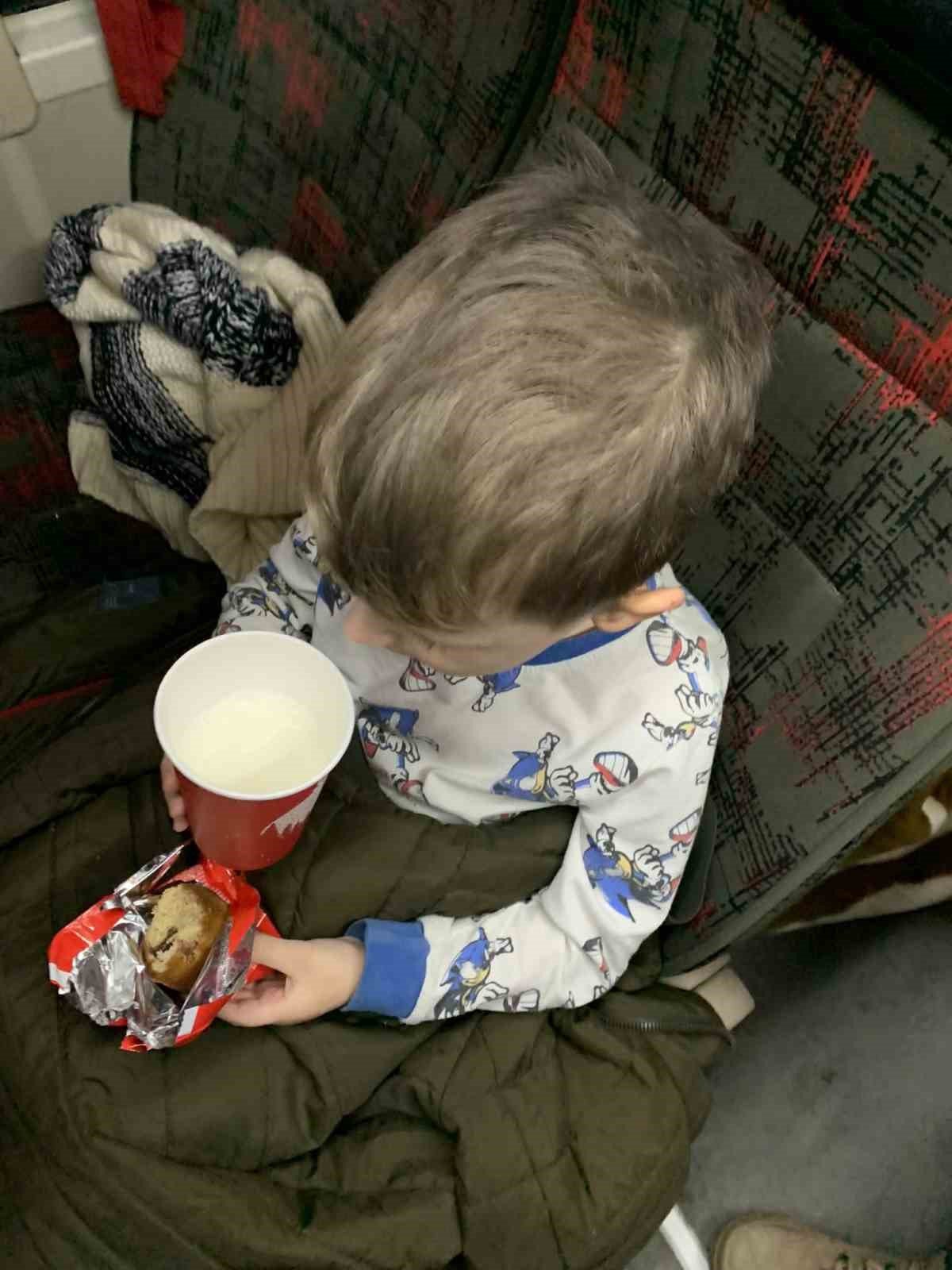 Üsküdar Belediyesi ekipleri, Ukraynalı anne ve 4 yaşındaki oğlunu 36 saat sonra enkazdan çıkardı