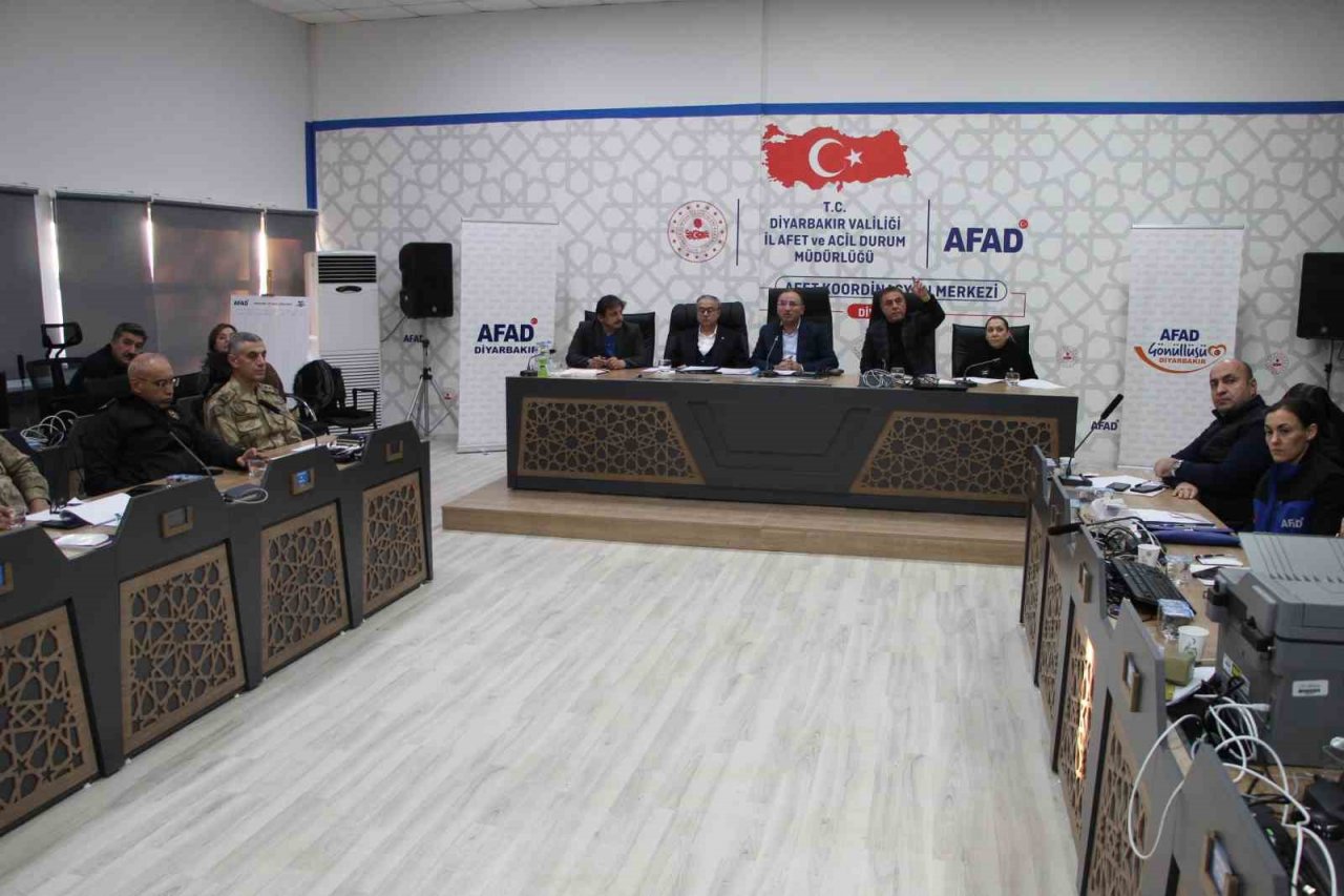 Adalet Bakanı Bekir Bozdağ’dan açıklamalar