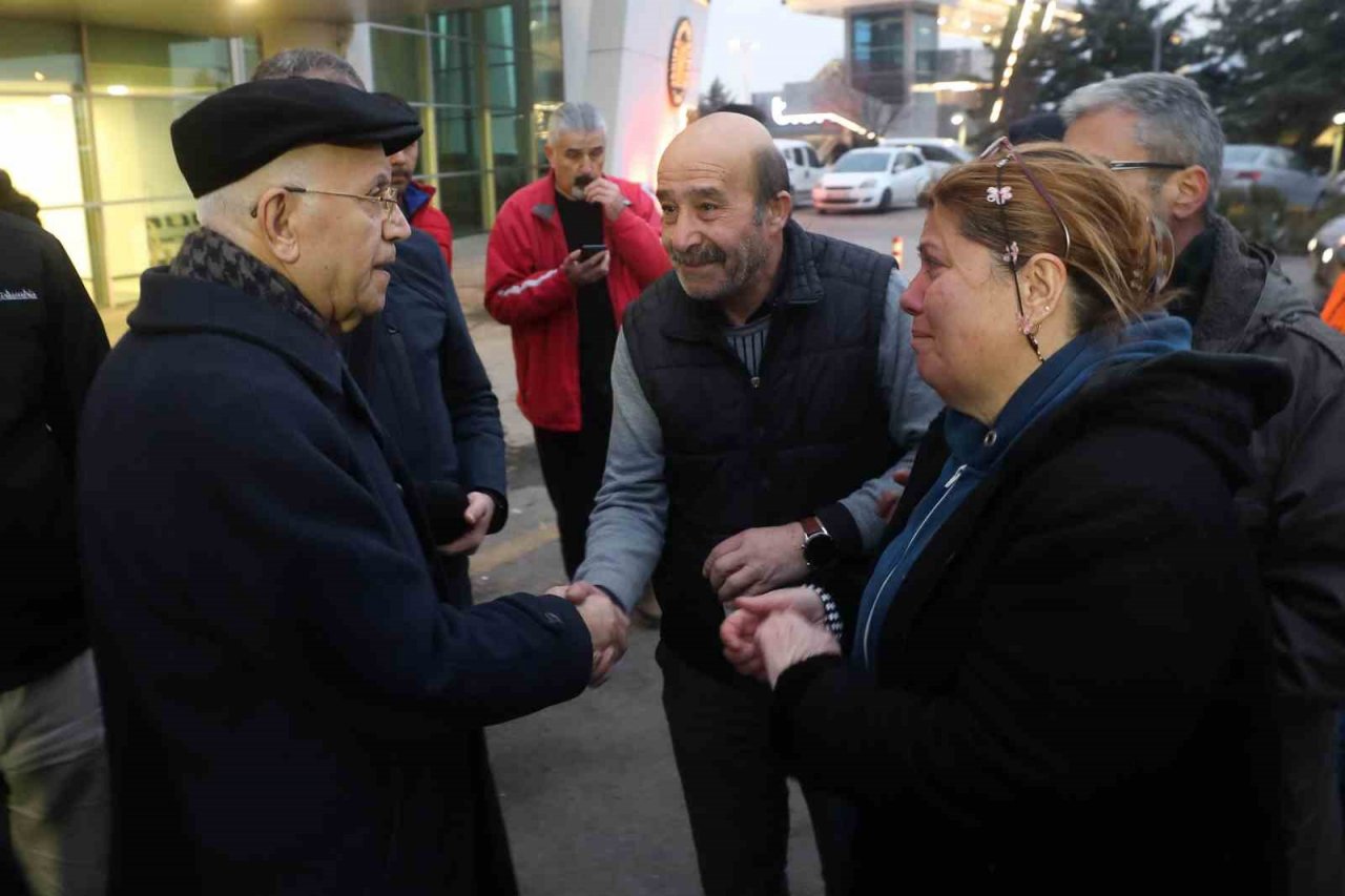 Yenimahalle Belediyesi’nden deprem bölgelerine yardım