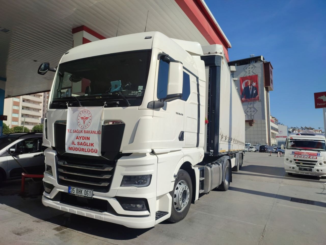 Aydın İl Sağlık Müdürlüğü’nden deprem bölgesine yardım eli