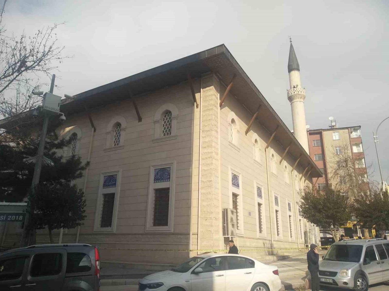 Elazığ’da bir cami ibadete kapatıldı