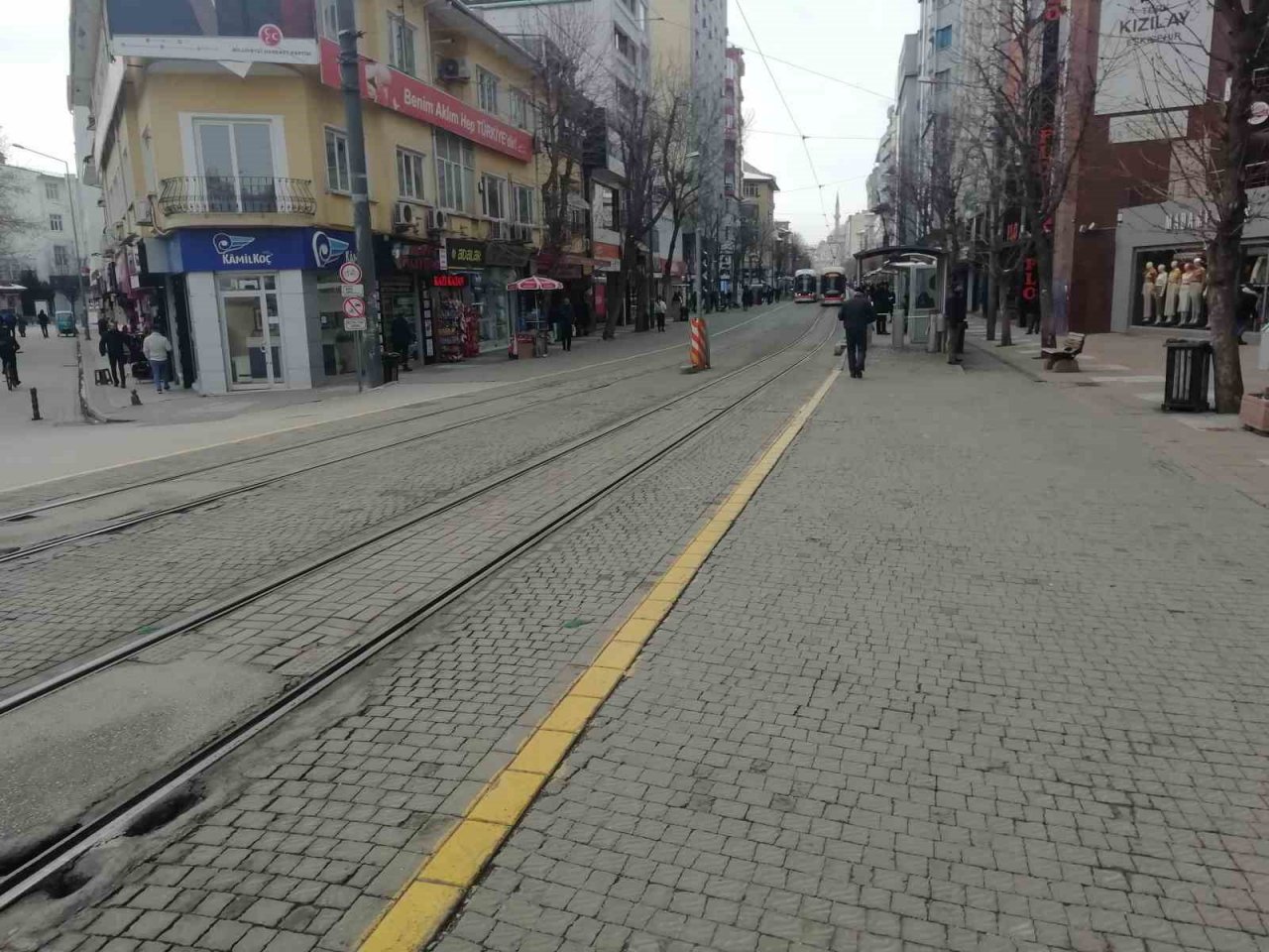 Eskişehir’in beyaz örtüsü kayboldu