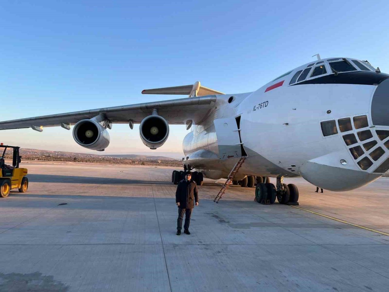 İran’dan Türkiye’ye sahra hastanesi dahil insani yardım