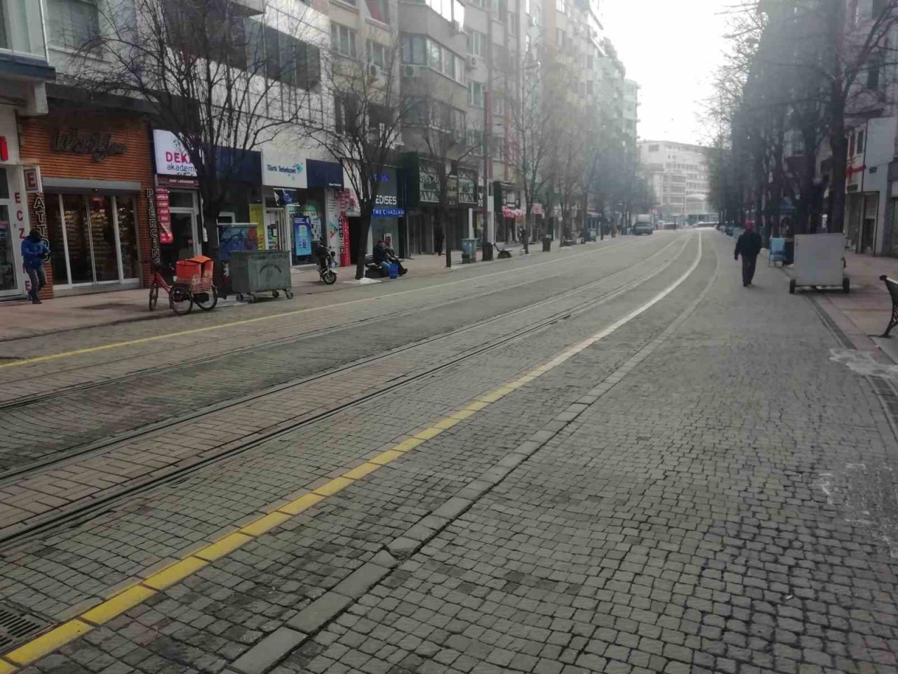 Eskişehir’in beyaz örtüsü kayboldu