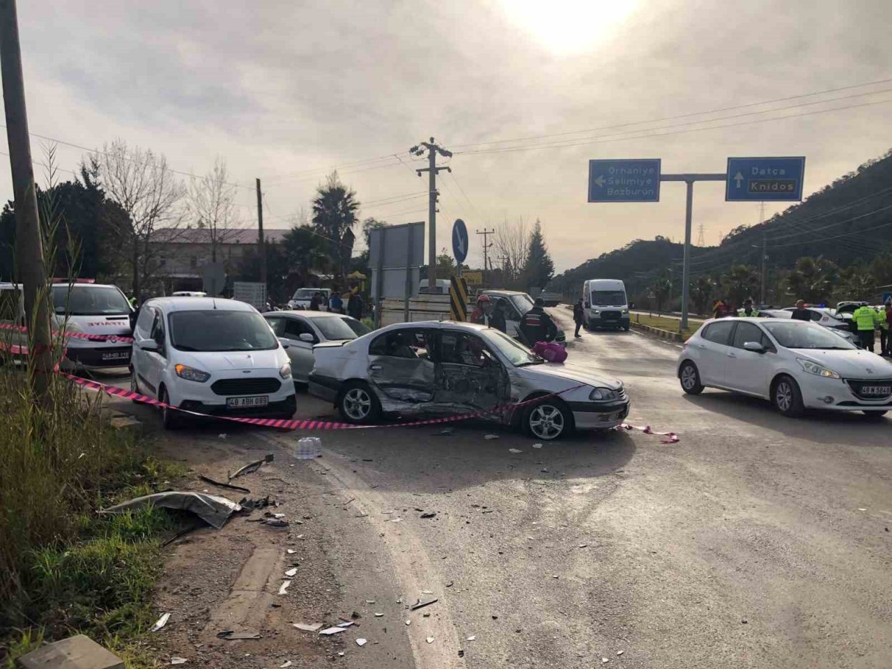 Marmaris’te zincirleme trafik kazası: 1 ölü, 2 yaralı