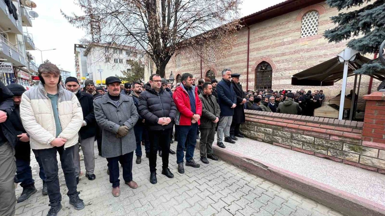 Depremde hayatını kaybeden Hatay İŞKUR İl Müdürü toprağa verildi