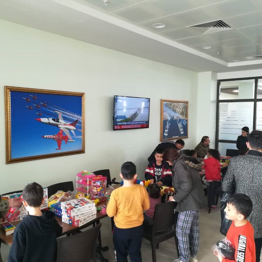 MSB, depremden etkilenen çocuklara sosyal etkinlik düzenliyor