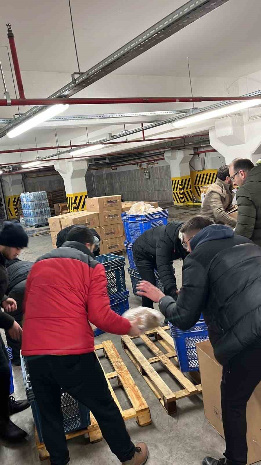 Mustafakemalpaşa’dan deprem bölgesine ekmek seferberliği