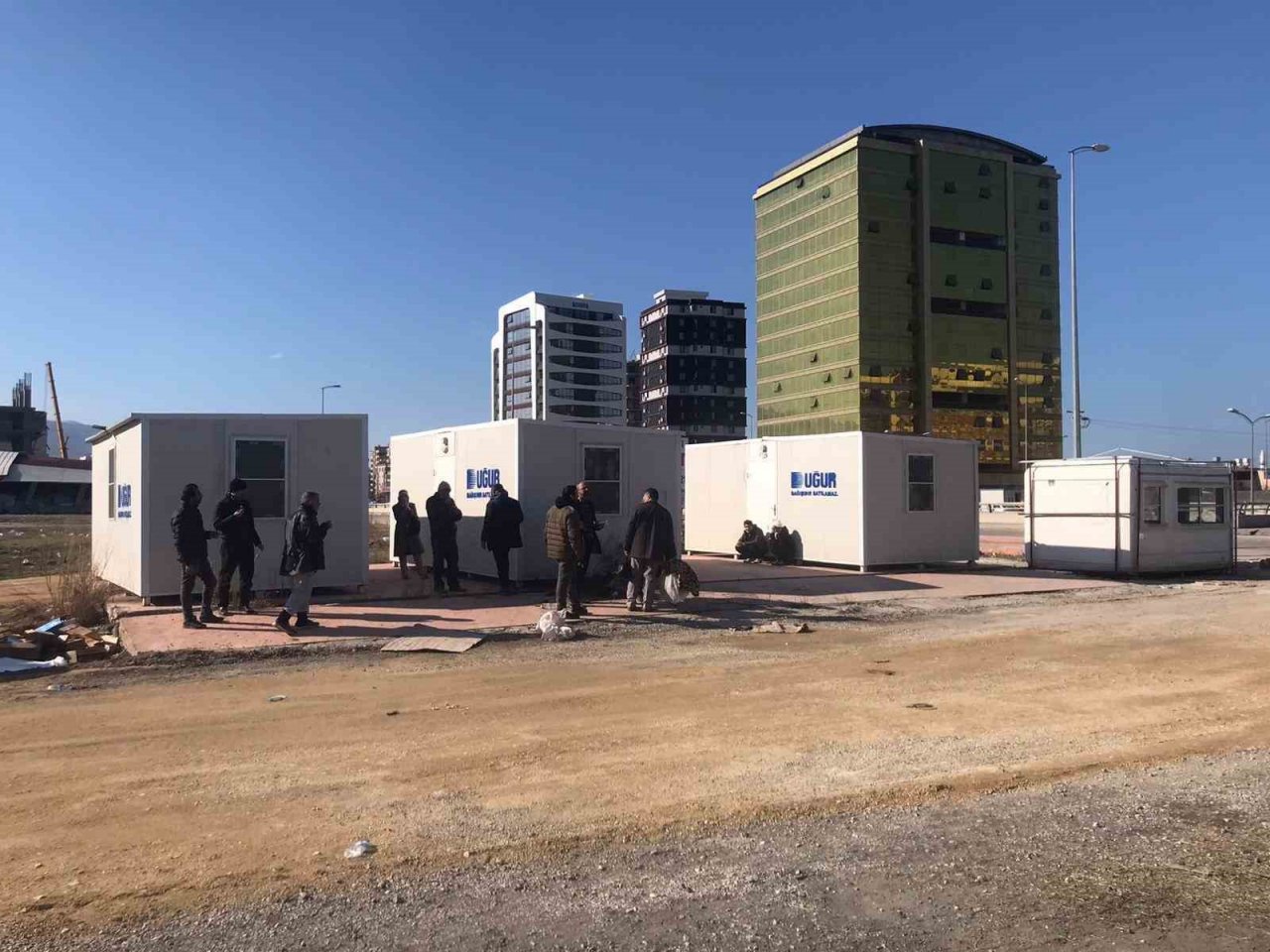 Uğur Soğutma, depremzedeler için seferber oldu