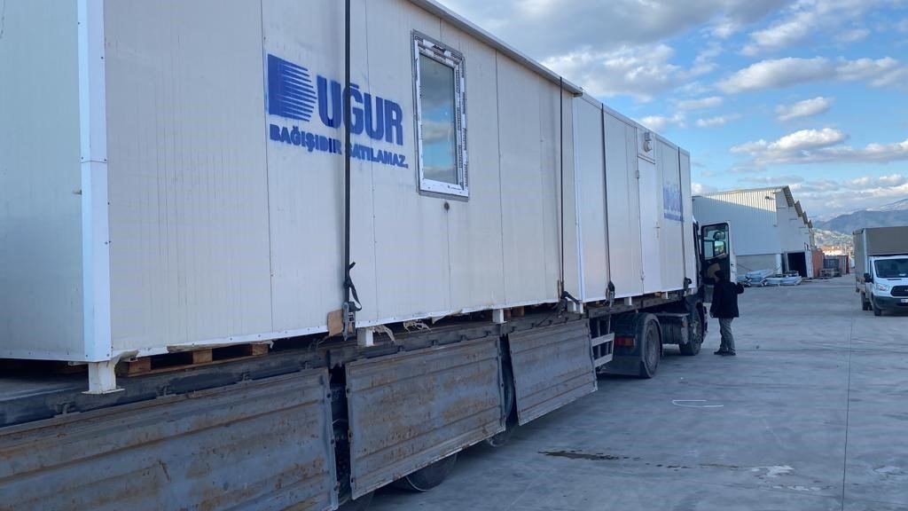 Uğur Soğutma, depremzedeler için seferber oldu