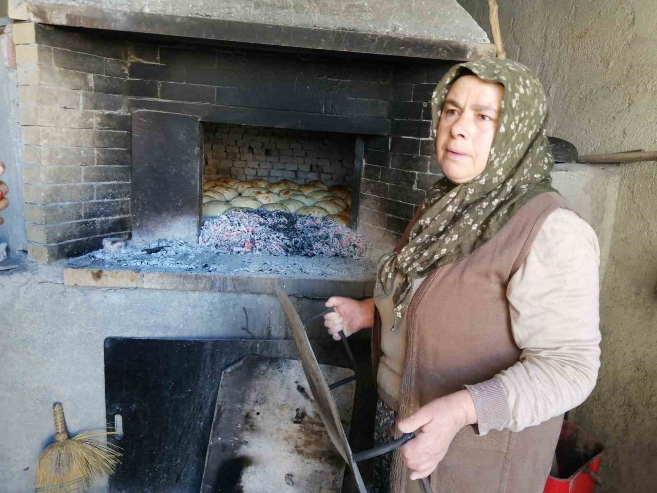 Pursaklar’ın Nene Hatunlarından deprem bölgelerine yardım eli