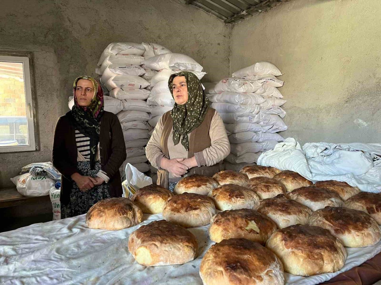 Pursaklar’ın Nene Hatunlarından deprem bölgelerine yardım eli