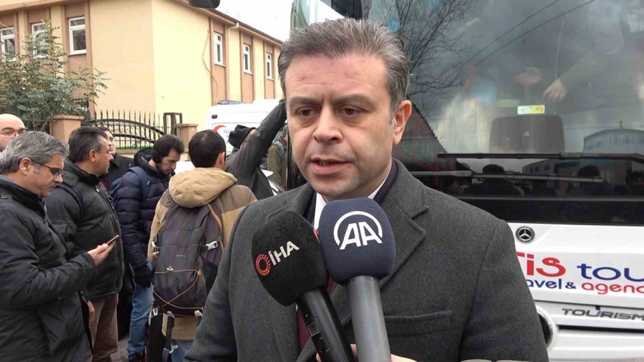 Yalova’dan 50 gönüllü öğretmen deprem bölgesine yardıma gitti