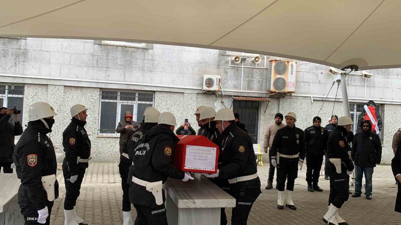 Depremde ölen Başkomiser ve eşi Çorlu’da ebediyete uğurlandı