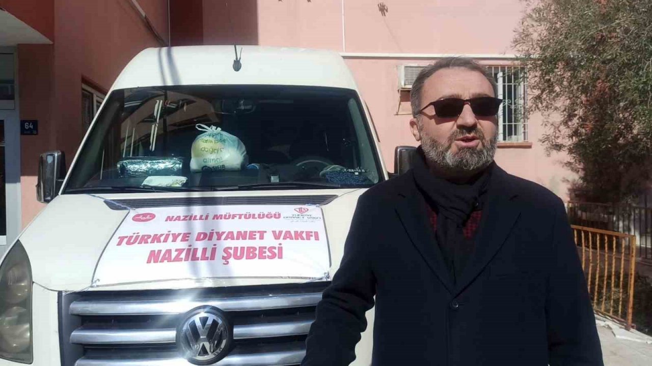 Nazilli İlçe Müftülüğü’den 12 din görevlisi Kahramanmaraş’a gitti