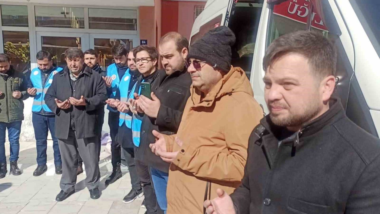 Nazilli İlçe Müftülüğü’den 12 din görevlisi Kahramanmaraş’a gitti