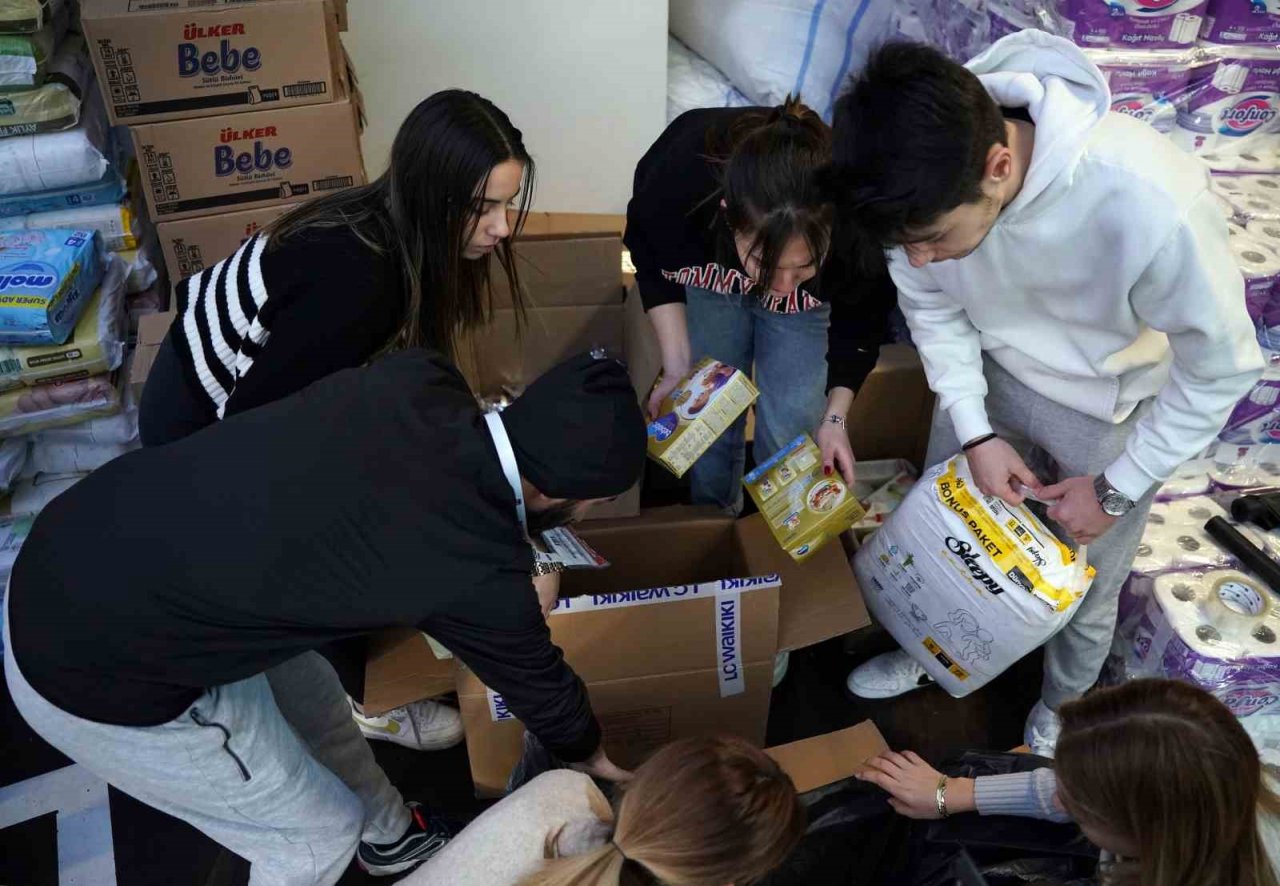 Vodafone Park’ta yardım toplama çalışmaları devam ediyor