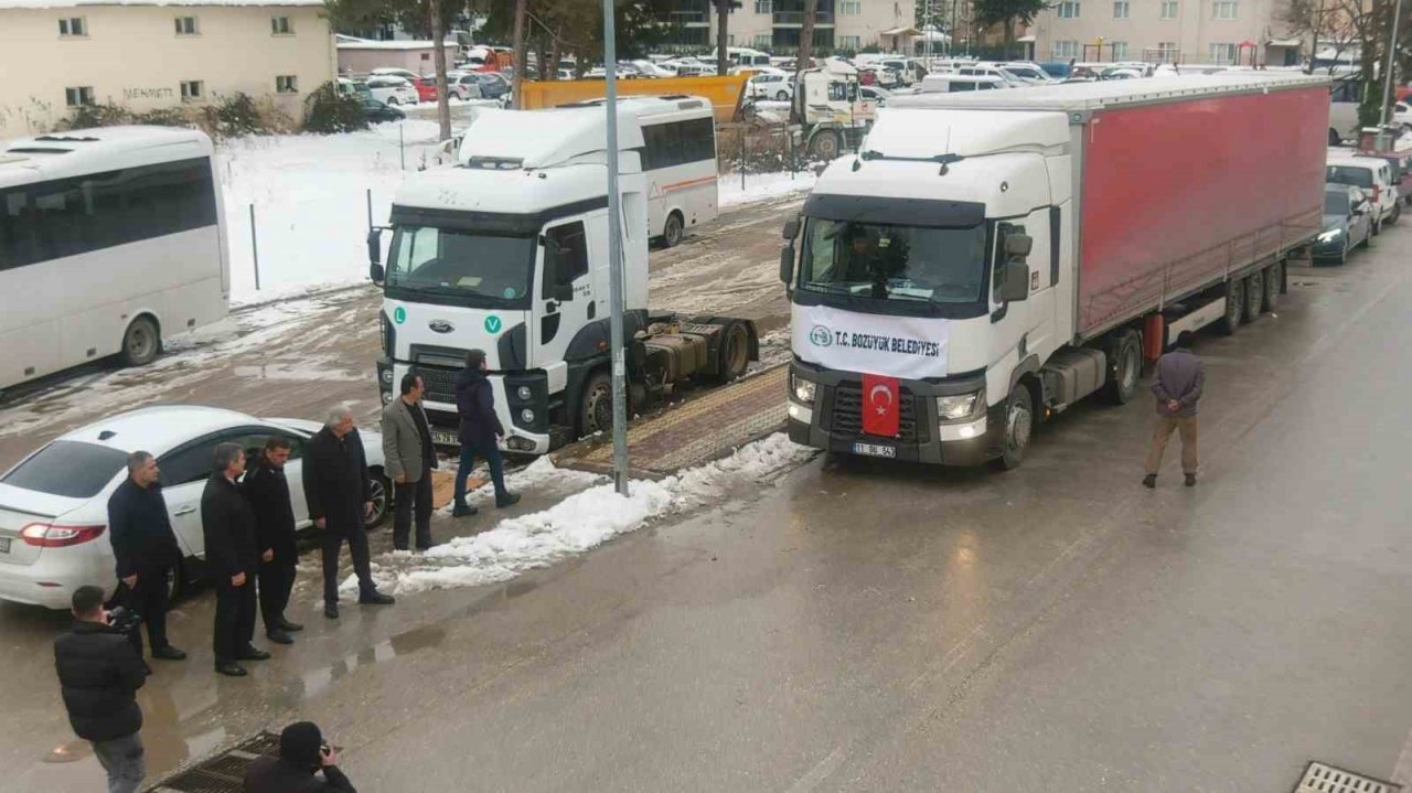 Bozüyük Belediyesi 8’inci yardım aracı yola çıktı