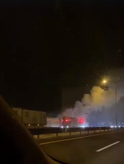 Bolu’dan Kahramanmaraş’a giden yardım tırı alev aldı