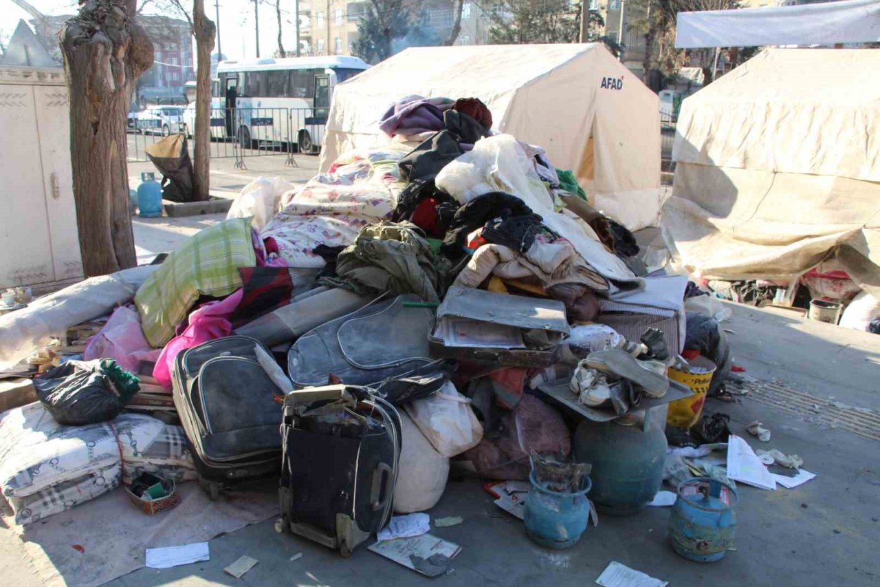 Diyarbakır’da Dündar Apartmanı’nın enkazında çalışmalar tamamlandı